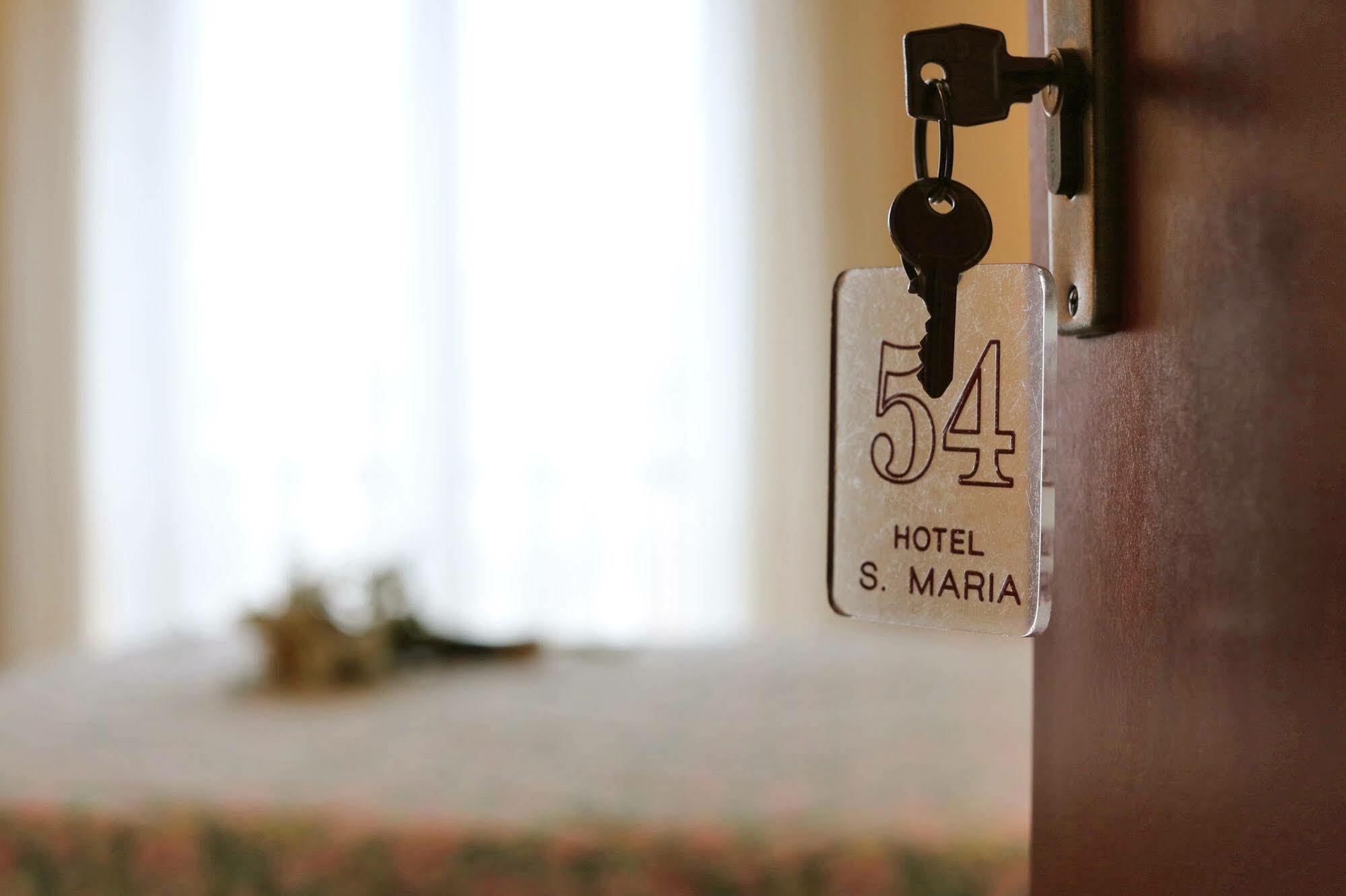 Hotel Santa Maria Bardolino Bagian luar foto